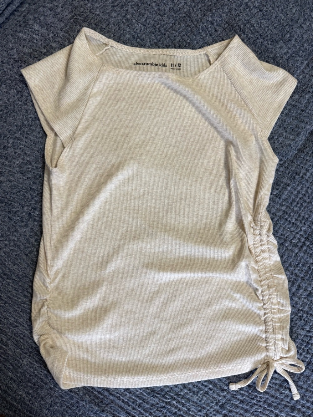 abercrombie kids cream side-tie ruched short sleeve tee
